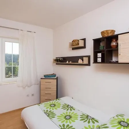 公寓 House Vista Old Town - Four Bedroom House With Terrace And Sea View A8 察夫塔特