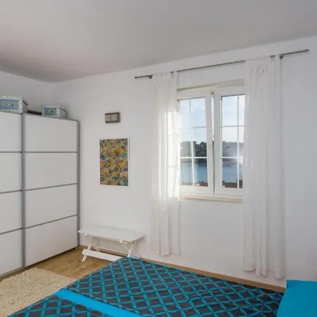 Apartment House Vista Old Town - Four Bedroom House With Terrace And Sea View A8 Cavtat