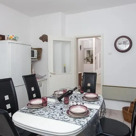 House Vista Old Town - Four Bedroom House With Terrace And Sea View A8 Apartment